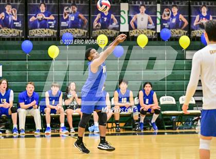Thumbnail 3 in Grossmont @ Coronado photogallery.