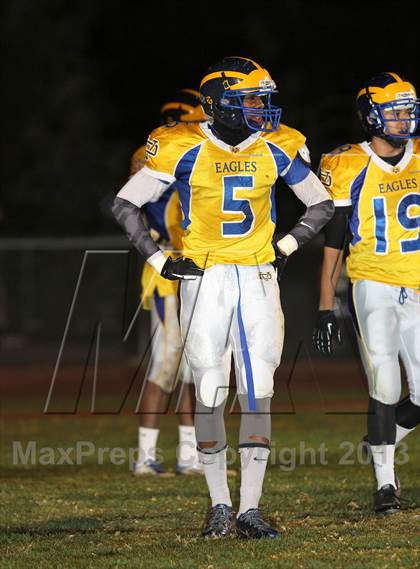 Thumbnail 2 in Nordhoff vs. Verbum Dei (CIF SS Playoff) photogallery.