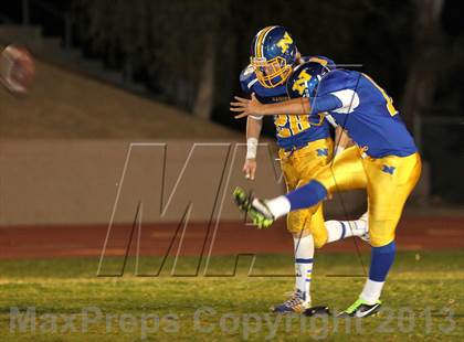 Thumbnail 3 in Nordhoff vs. Verbum Dei (CIF SS Playoff) photogallery.