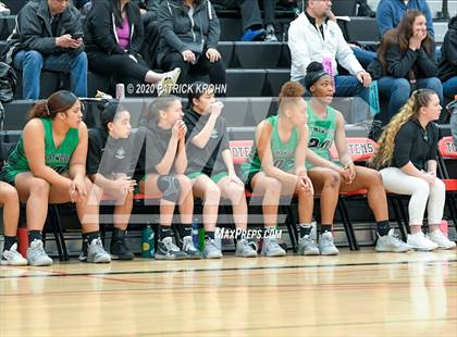 Thumbnail 2 in Kentwood vs. Issaquah (WIAA 4A Regional Playoff) photogallery.