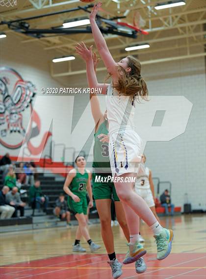 Thumbnail 3 in Kentwood vs. Issaquah (WIAA 4A Regional Playoff) photogallery.