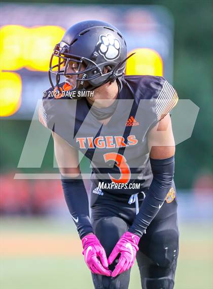 Thumbnail 3 in Dearborn @ Belleville photogallery.