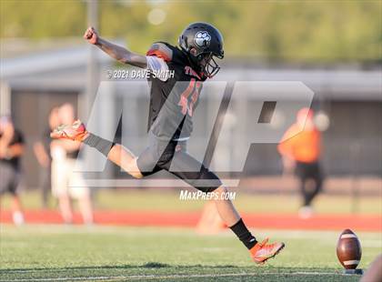 Thumbnail 2 in Dearborn @ Belleville photogallery.