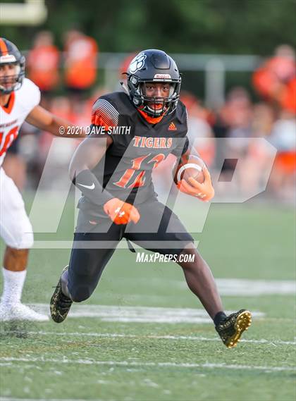 Thumbnail 2 in Dearborn @ Belleville photogallery.