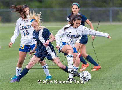 Thumbnail 1 in O'Connor vs. Clemens (UIL Area Playoff) photogallery.