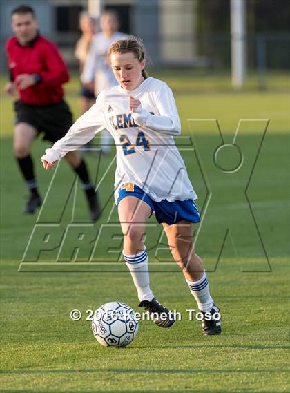 Thumbnail 1 in O'Connor vs. Clemens (UIL Area Playoff) photogallery.