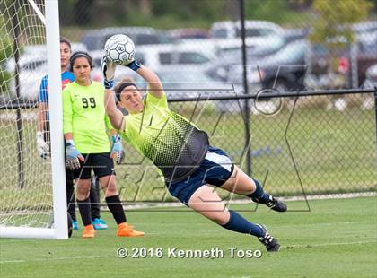 Thumbnail 1 in O'Connor vs. Clemens (UIL Area Playoff) photogallery.