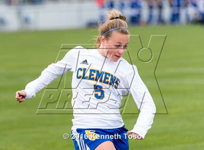 Thumbnail 3 in O'Connor vs. Clemens (UIL Area Playoff) photogallery.