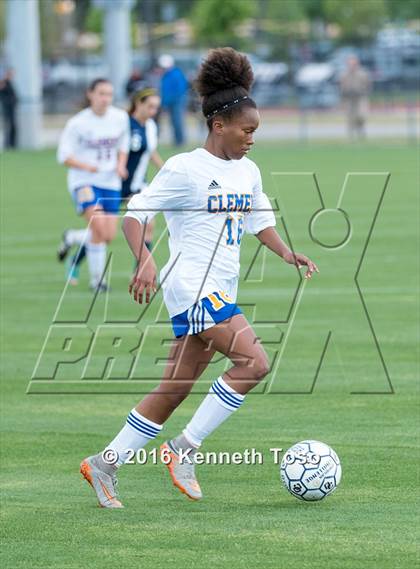 Thumbnail 3 in O'Connor vs. Clemens (UIL Area Playoff) photogallery.