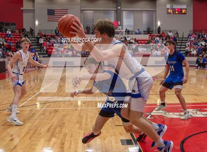 Thumbnail 2 in Friendswood vs. Barbers Hill (UIL 5A DIII Bi-District Playoff) photogallery.