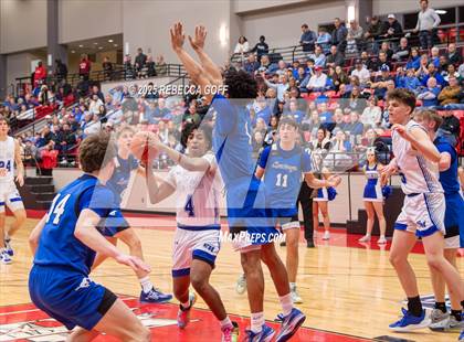 Thumbnail 1 in Friendswood vs. Barbers Hill (UIL 5A DIII Bi-District Playoff) photogallery.