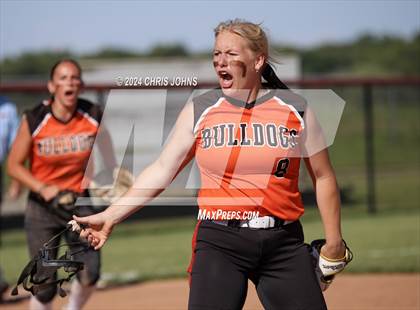 Thumbnail 3 in Marion vs Waterloo (IHSA, 3A, Sectional Semifinal) photogallery.