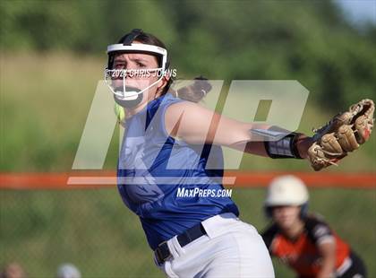 Thumbnail 3 in Marion vs Waterloo (IHSA, 3A, Sectional Semifinal) photogallery.