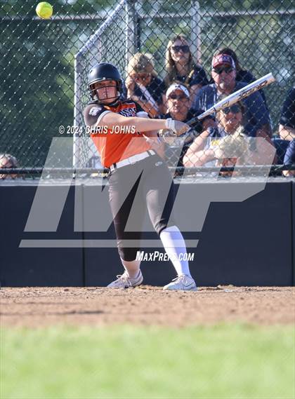 Thumbnail 1 in Marion vs Waterloo (IHSA, 3A, Sectional Semifinal) photogallery.