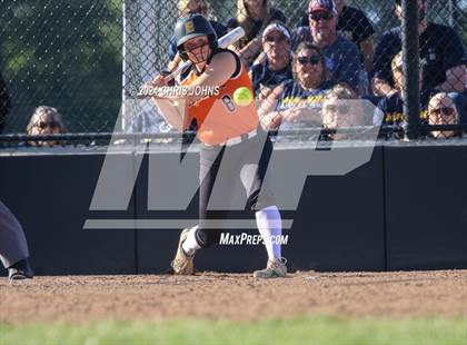Thumbnail 2 in Marion vs Waterloo (IHSA, 3A, Sectional Semifinal) photogallery.