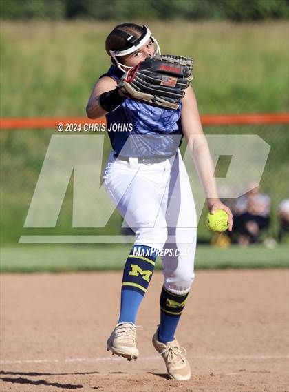 Thumbnail 1 in Marion vs Waterloo (IHSA, 3A, Sectional Semifinal) photogallery.