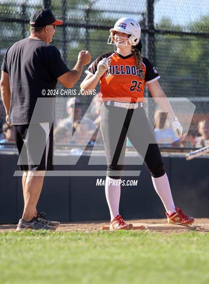 Thumbnail 3 in Marion vs Waterloo (IHSA, 3A, Sectional Semifinal) photogallery.