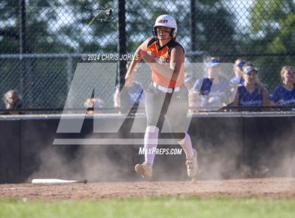 Thumbnail 3 in Marion vs Waterloo (IHSA, 3A, Sectional Semifinal) photogallery.