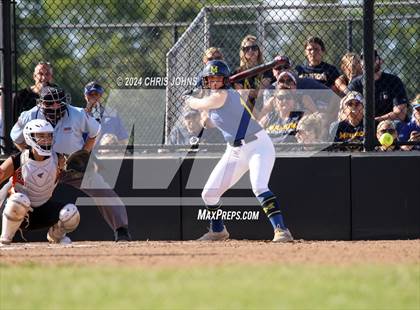 Thumbnail 2 in Marion vs Waterloo (IHSA, 3A, Sectional Semifinal) photogallery.