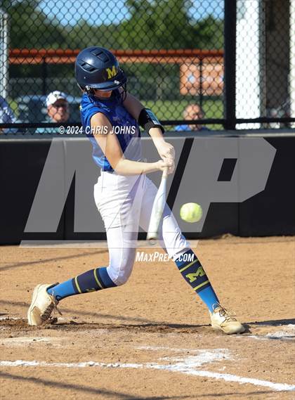 Thumbnail 2 in Marion vs Waterloo (IHSA, 3A, Sectional Semifinal) photogallery.