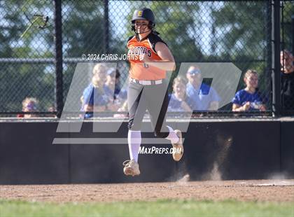 Thumbnail 3 in Marion vs Waterloo (IHSA, 3A, Sectional Semifinal) photogallery.