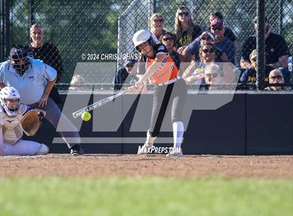 Thumbnail 2 in Marion vs Waterloo (IHSA, 3A, Sectional Semifinal) photogallery.