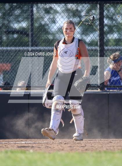 Thumbnail 2 in Marion vs Waterloo (IHSA, 3A, Sectional Semifinal) photogallery.