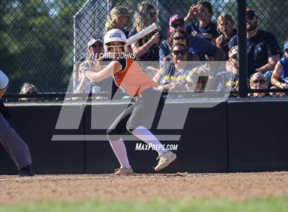 Thumbnail 1 in Marion vs Waterloo (IHSA, 3A, Sectional Semifinal) photogallery.
