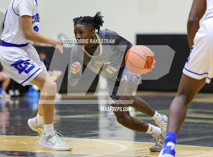 Thumbnail 3 in Dallas Christian vs. Kaufman (Kaufman Holiday Tournament) photogallery.