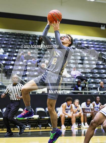Thumbnail 1 in Dallas Christian vs. Kaufman (Kaufman Holiday Tournament) photogallery.