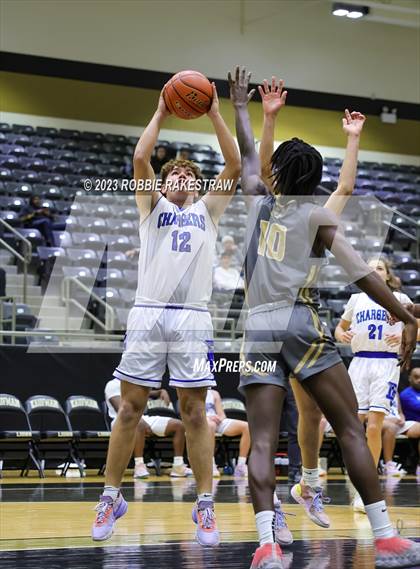 Thumbnail 3 in Dallas Christian vs. Kaufman (Kaufman Holiday Tournament) photogallery.