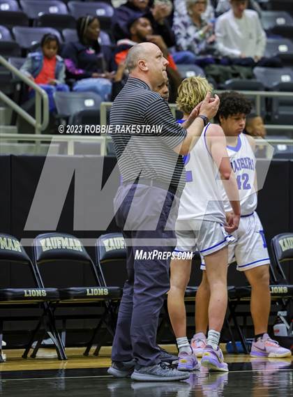 Thumbnail 1 in Dallas Christian vs. Kaufman (Kaufman Holiday Tournament) photogallery.
