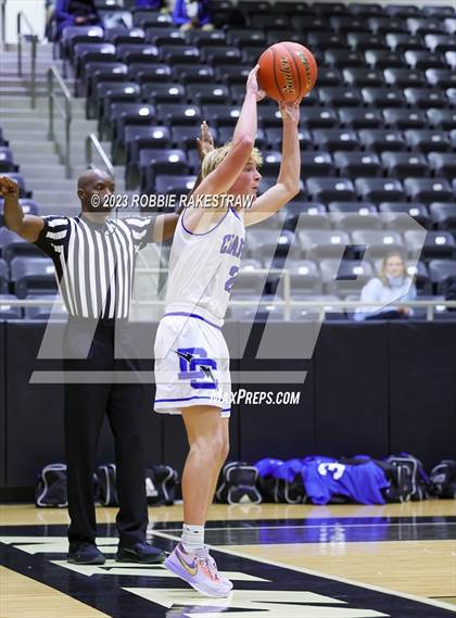 Thumbnail 2 in Dallas Christian vs. Kaufman (Kaufman Holiday Tournament) photogallery.