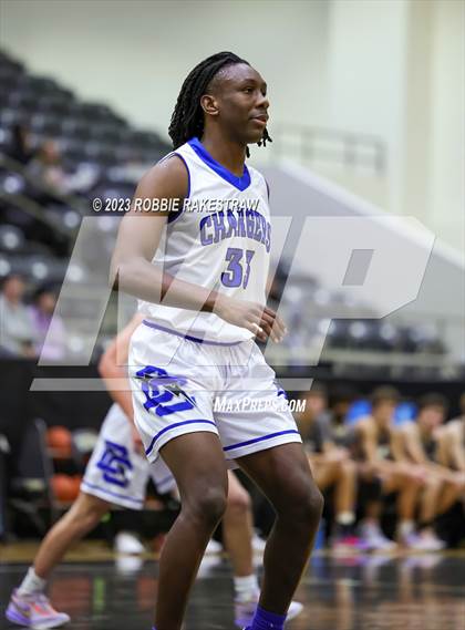 Thumbnail 1 in Dallas Christian vs. Kaufman (Kaufman Holiday Tournament) photogallery.