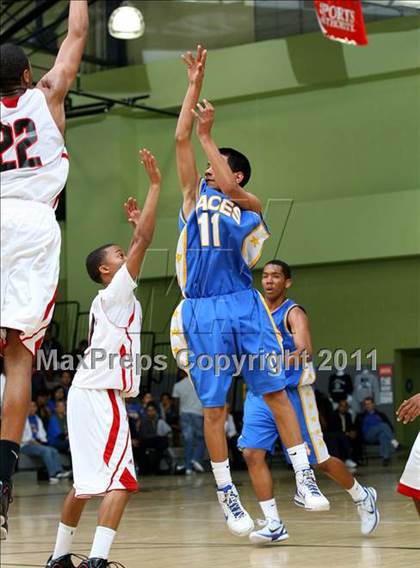 Thumbnail 3 in View Park vs. LACES (CIF LACS Final) photogallery.