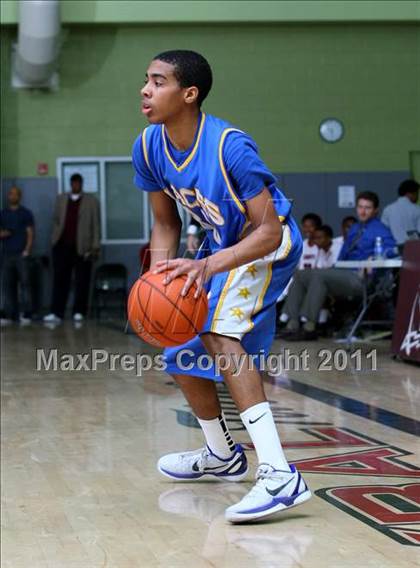 Thumbnail 3 in View Park vs. LACES (CIF LACS Final) photogallery.