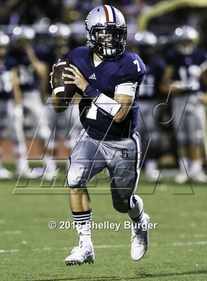 Thumbnail 3 in McMahon @ Staples photogallery.