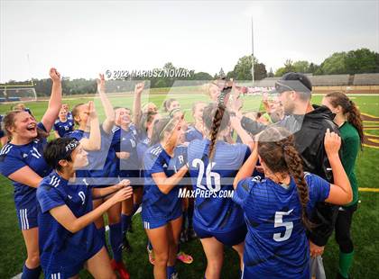 Thumbnail 2 in Rochester vs. Athens (MHSAA Division I Regional Final) photogallery.