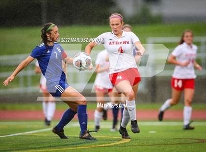 Thumbnail 3 in Rochester vs. Athens (MHSAA Division I Regional Final) photogallery.
