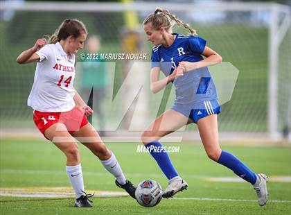 Thumbnail 3 in Rochester vs. Athens (MHSAA Division I Regional Final) photogallery.