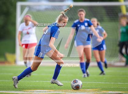 Thumbnail 3 in Rochester vs. Athens (MHSAA Division I Regional Final) photogallery.