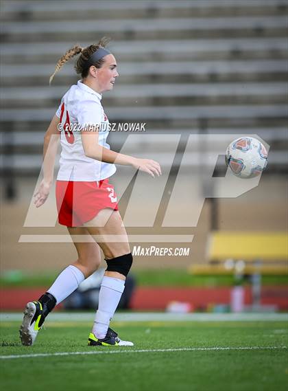 Thumbnail 2 in Rochester vs. Athens (MHSAA Division I Regional Final) photogallery.