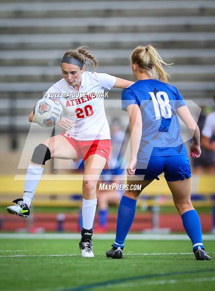 Thumbnail 1 in Rochester vs. Athens (MHSAA Division I Regional Final) photogallery.
