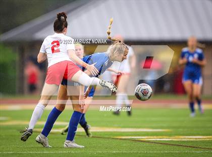 Thumbnail 1 in Rochester vs. Athens (MHSAA Division I Regional Final) photogallery.