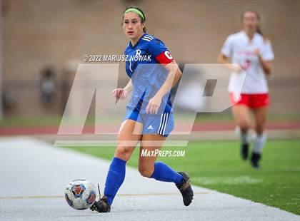 Thumbnail 1 in Rochester vs. Athens (MHSAA Division I Regional Final) photogallery.