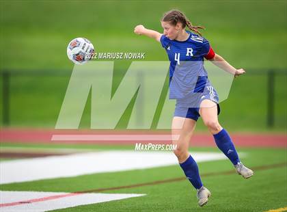 Thumbnail 2 in Rochester vs. Athens (MHSAA Division I Regional Final) photogallery.