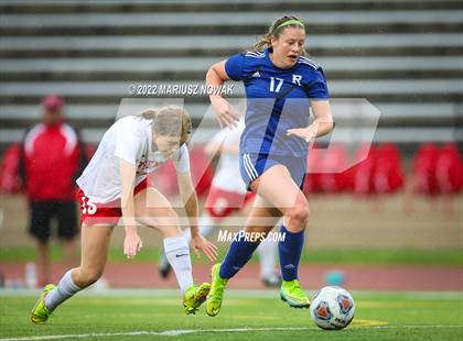 Thumbnail 2 in Rochester vs. Athens (MHSAA Division I Regional Final) photogallery.