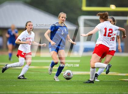Thumbnail 3 in Rochester vs. Athens (MHSAA Division I Regional Final) photogallery.