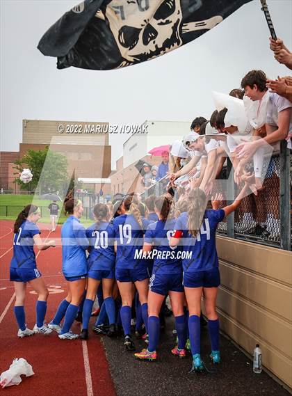 Thumbnail 3 in Rochester vs. Athens (MHSAA Division I Regional Final) photogallery.
