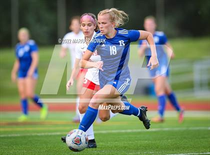 Thumbnail 1 in Rochester vs. Athens (MHSAA Division I Regional Final) photogallery.